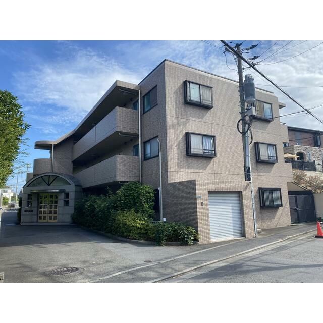 近くのセブンイレブン 藤沢本鵠沼2丁目店まで340m（徒歩5分）