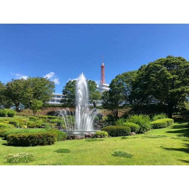 近くの私立東海大学湘南キャンパスまで1,576m（徒歩20分）
