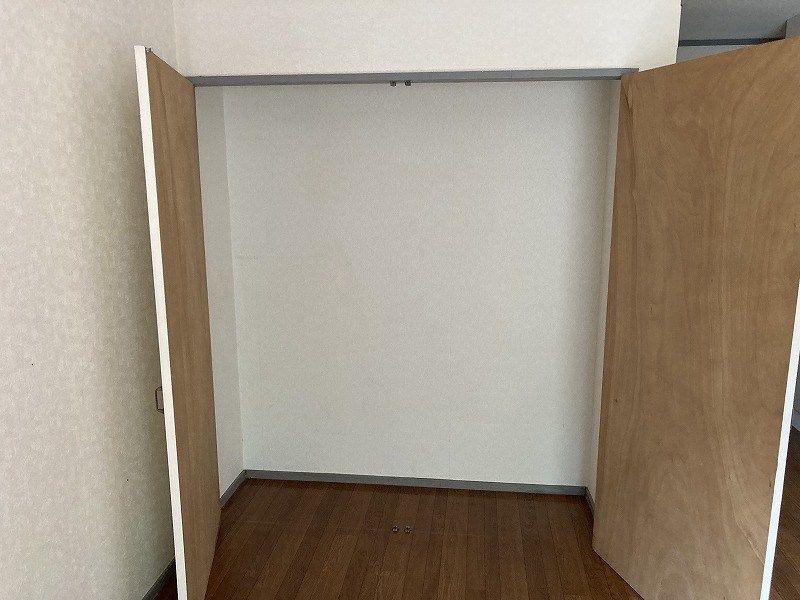 近くのクリエイトS・D秦野高校前店まで653m(徒歩9分)