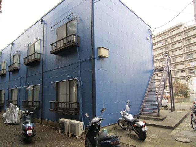 近くのローソンストア100 秦野南矢名店まで1,014m(徒歩13分)