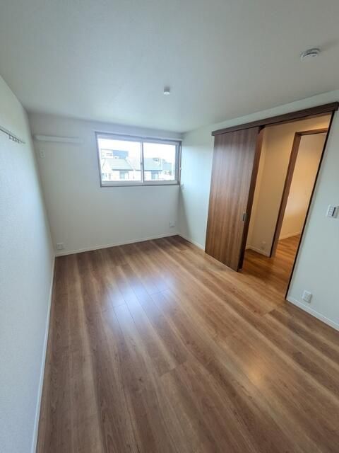 ベッドルーム