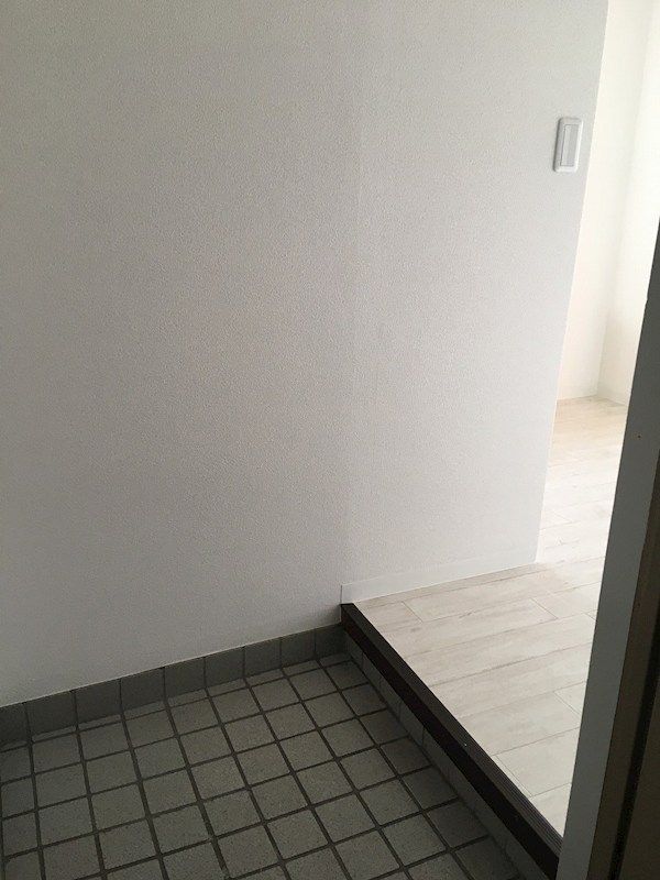 近くの梅屋ユーユーまで284m(徒歩4分)