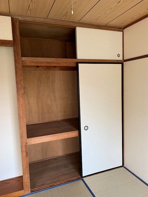収納