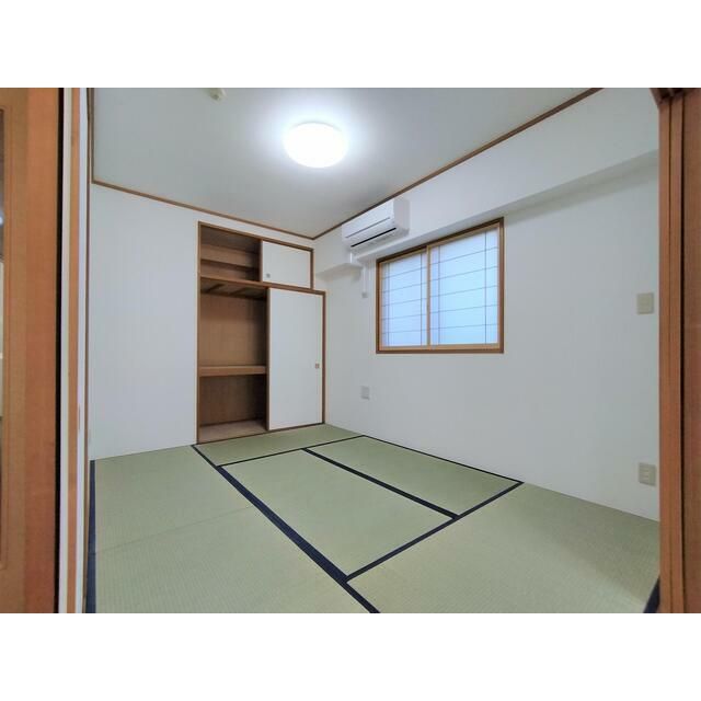 ベッドルーム