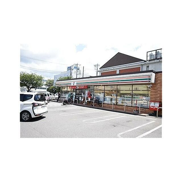 近くのセブンイレブン藤沢片瀬店まで265m(徒歩4分)