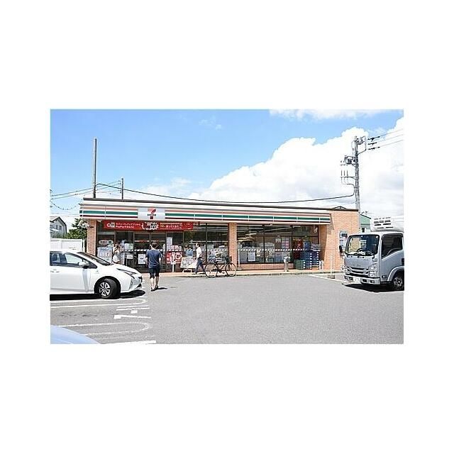 近くのセブンイレブン藤沢片瀬山店まで572m（徒歩8分）