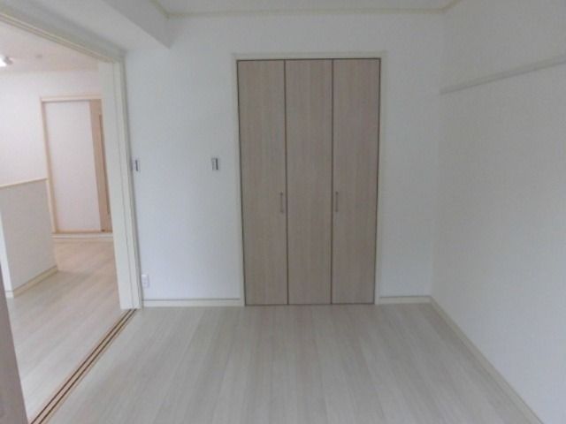 ベッドルーム