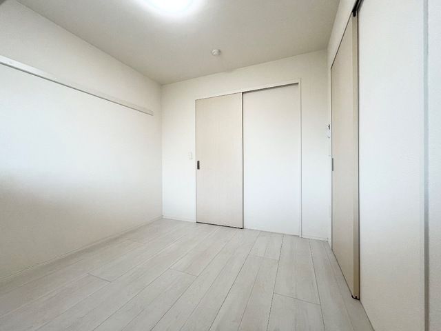 ベッドルーム