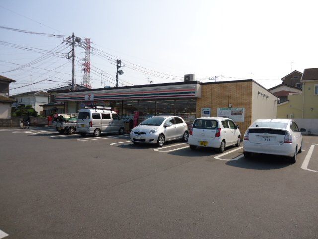 近くのセブンイレブン寒川一之宮3丁目店まで104m(徒歩2分)