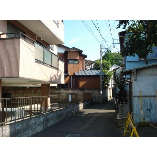 近くの住宅地まで80m（徒歩1分）