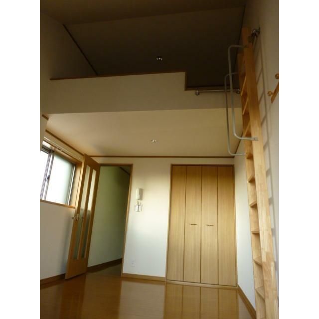 ベッドルーム