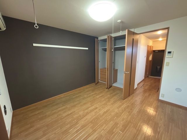 ベッドルーム