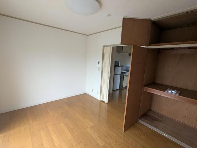 ベッドルーム
