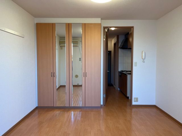 ベッドルーム