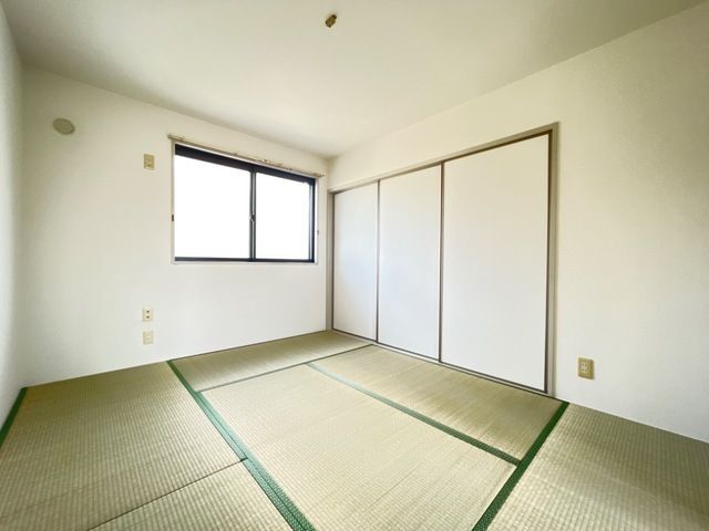ベッドルーム