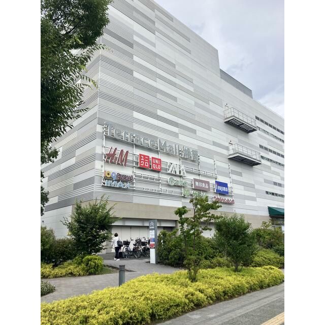 近くのテラスモール湘南まで1,603m（徒歩21分）