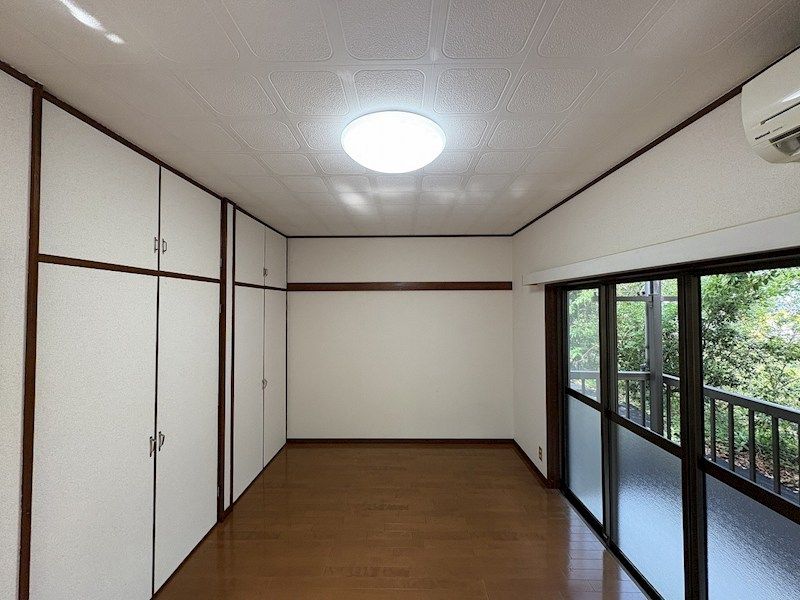 ベッドルーム