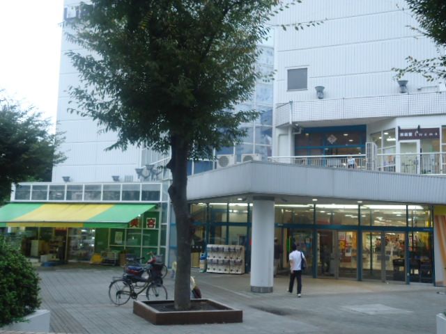 近くのシルク湘南ライフタウン店まで1,349m（徒歩17分）