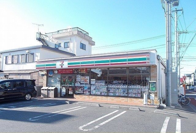近くのセブンイレブン寿町3丁目店まで400m（徒歩5分）