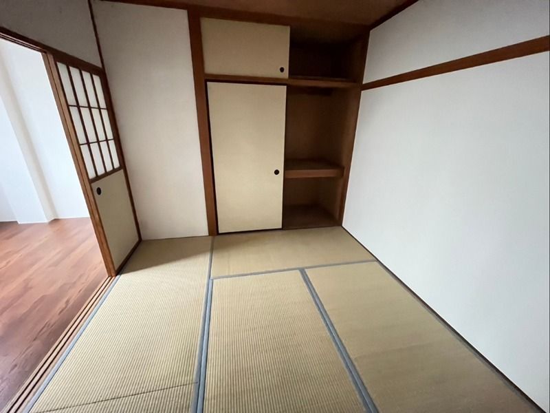 ベッドルーム