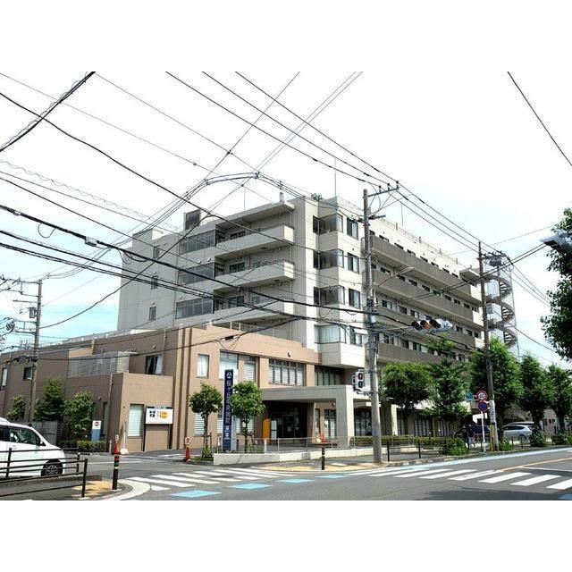 近くの医療法人社団哺育会桜ケ丘中央病院まで598m(徒歩8分)