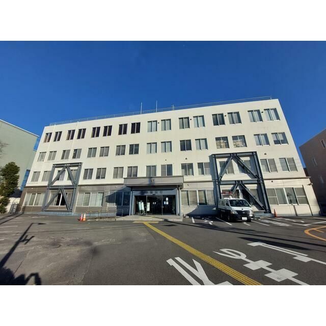 近くの栄警察署まで426m(徒歩6分)