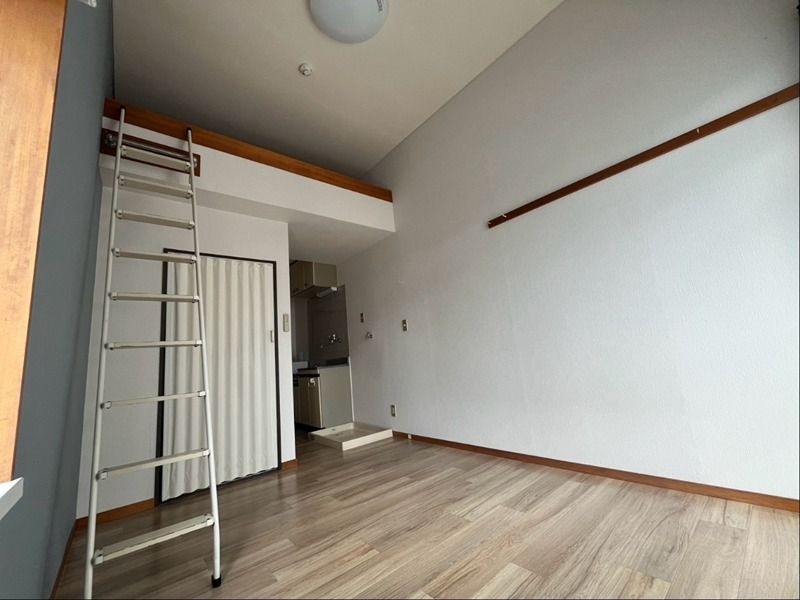 ベッドルーム