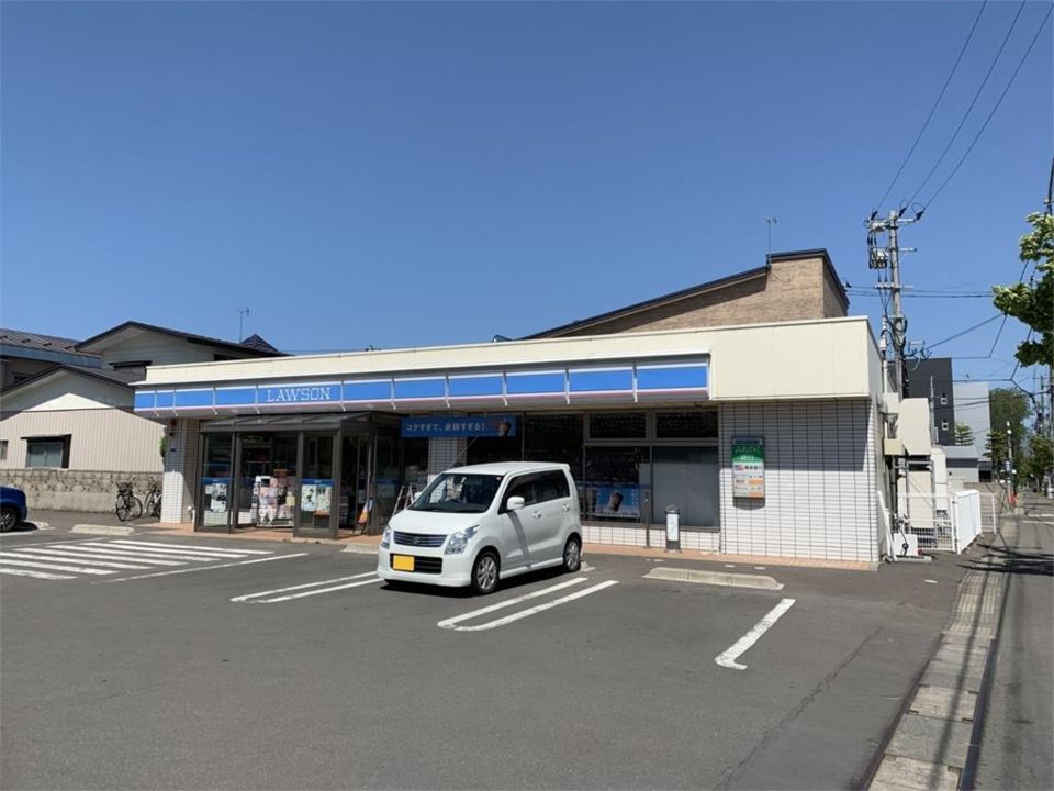 近くのローソン 青森勝田店まで501m(徒歩7分)