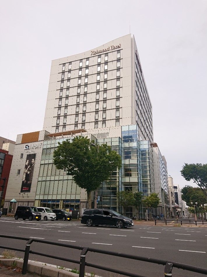 近くのCROSS TOWER A-BAY(クロス タワー ア ベイ)まで1,053m(徒歩14分)