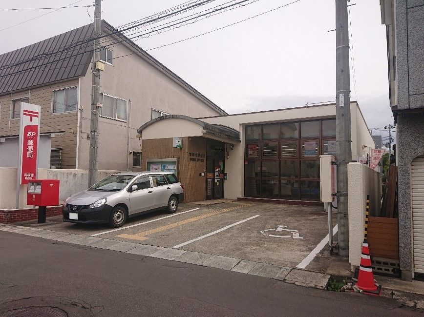 近くの青森佃郵便局まで948m（徒歩12分）
