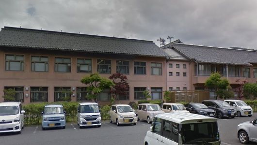 近くの豊岡市役所出石総合支所まで1,435m（徒歩18分）