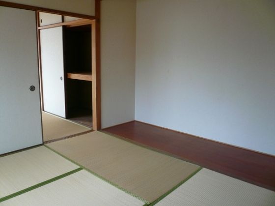 ベッドルーム