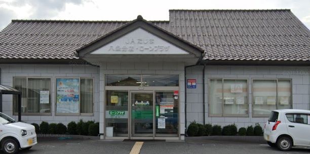 近くの豊岡八条簡易郵便局まで611m（徒歩8分）