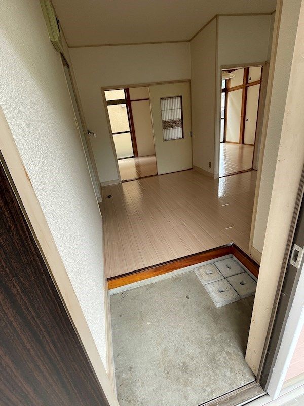 玄関