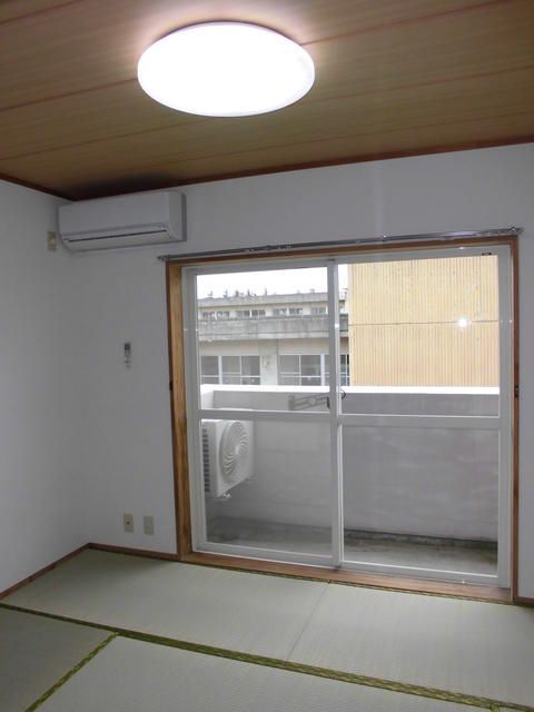 ベッドルーム