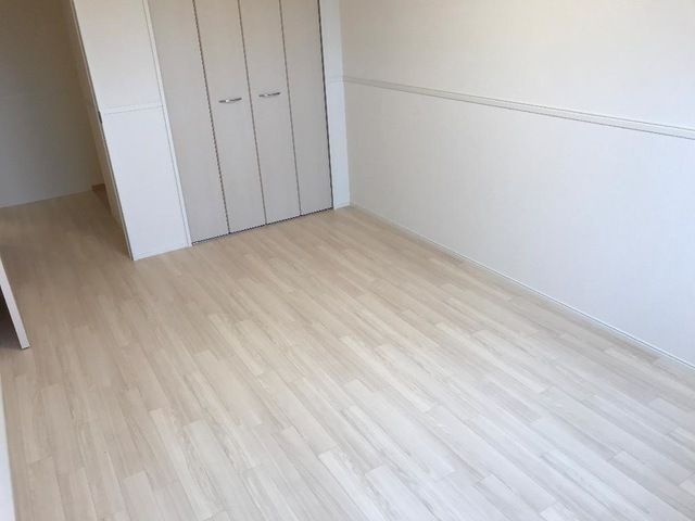 ベッドルーム