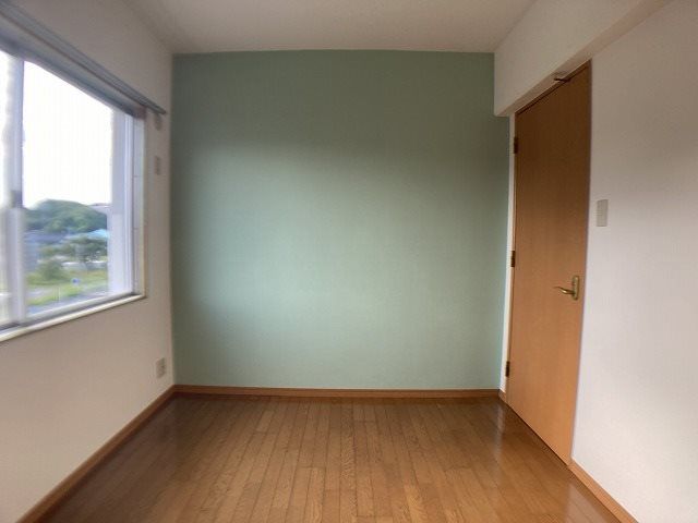 ベッドルーム