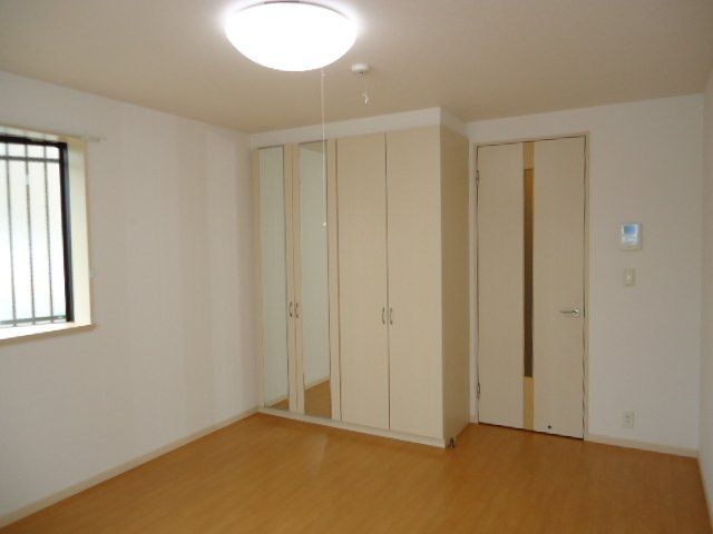 ベッドルーム