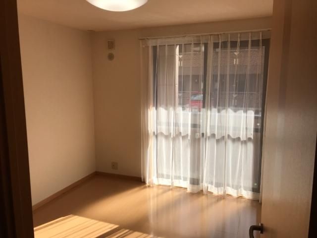 ベッドルーム