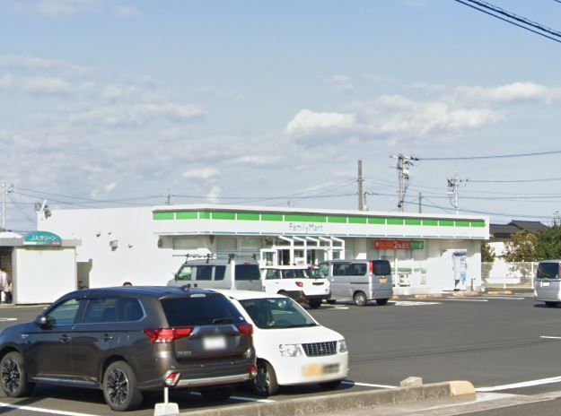 近くのファミリーマート JAいずも長浜店まで31m（徒歩1分）