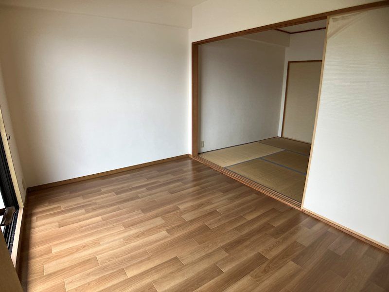 ベッドルーム