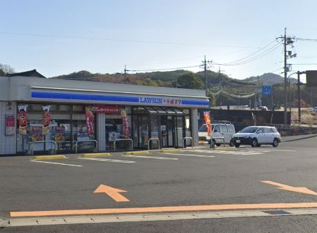 近くのローソン ローソン・ポプラ出雲医大南町店まで487m（徒歩7分）