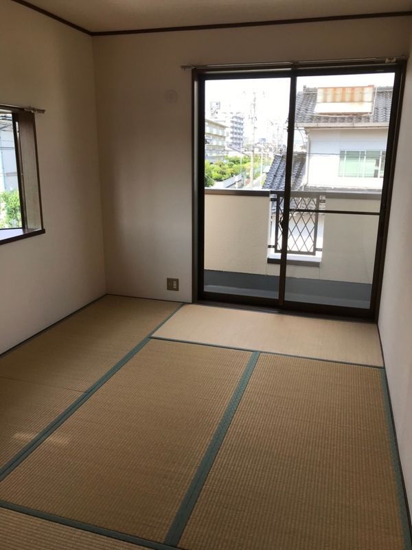 ベッドルーム