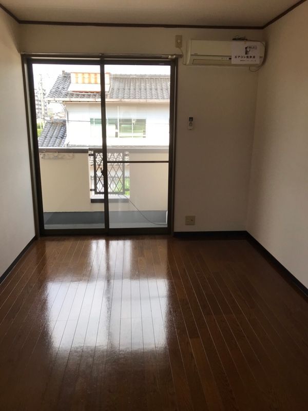 ベッドルーム