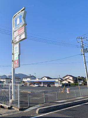 近くのローソン 斐川中央店まで911m（徒歩12分）
