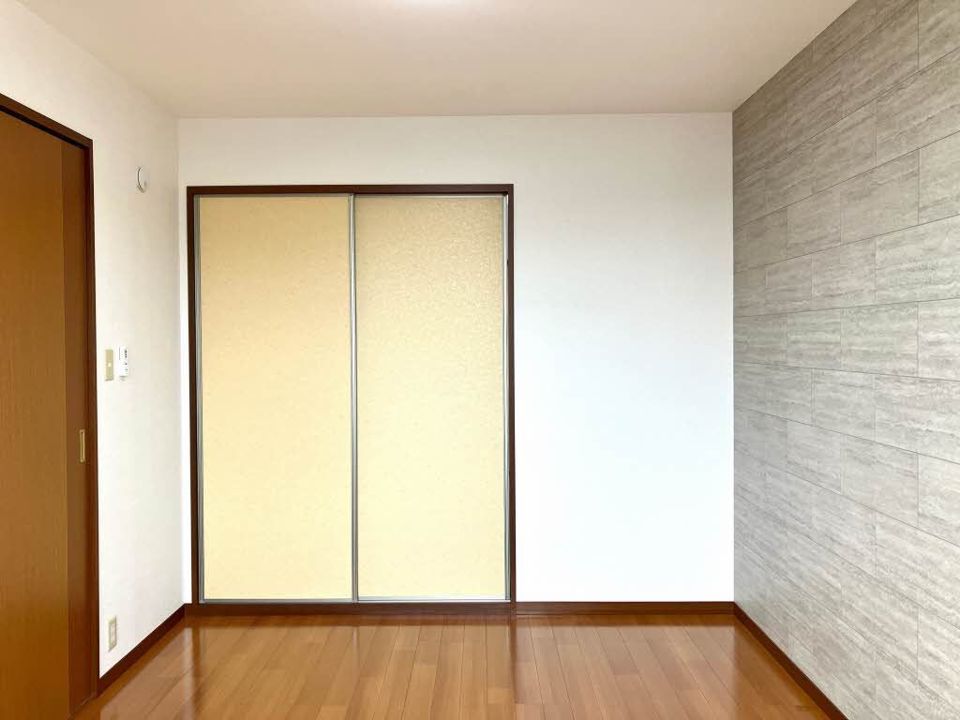 近くのラピタ 本店まで1,030m（徒歩13分）