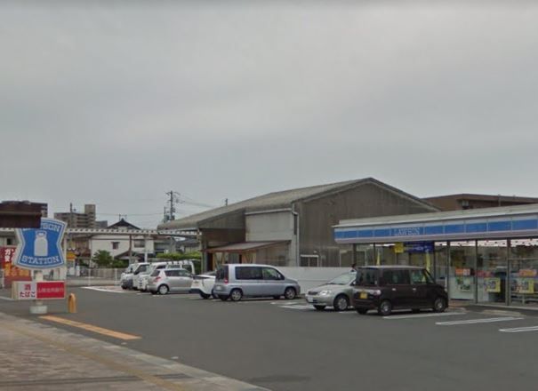 近くのローソン 出雲枝大津町店まで537m（徒歩7分）