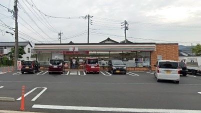 近くのセブンイレブン 出雲上塩冶町店まで1,025m（徒歩13分）
