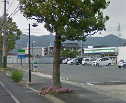 近くのファミリーマート 出雲渡橋店まで496m（徒歩7分）
