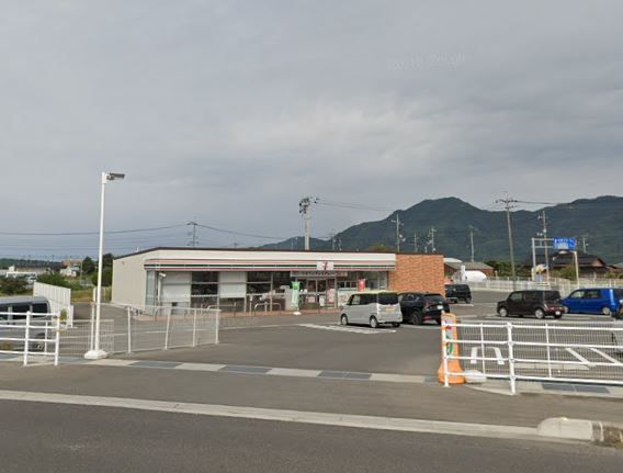 近くのセブンイレブン 出雲浜山通り店まで2,711m(徒歩34分)